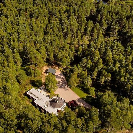 Cairngorm Lodge Rothiemurchus アビーモア エクステリア 写真